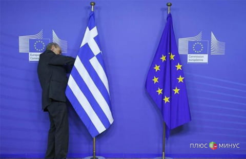 Греция бросает тень, в то время как QE ЕЦБ оказывает поддержку еврозоне