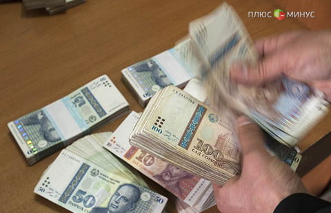 В Таджикистане не будут выдавать переводы в российской валюте